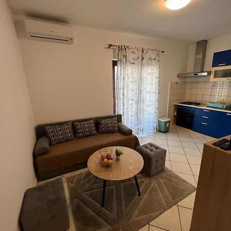 Guest House Karevic Χβαρ Εξωτερικό φωτογραφία