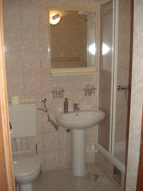 Guest House Karevic Χβαρ Δωμάτιο φωτογραφία